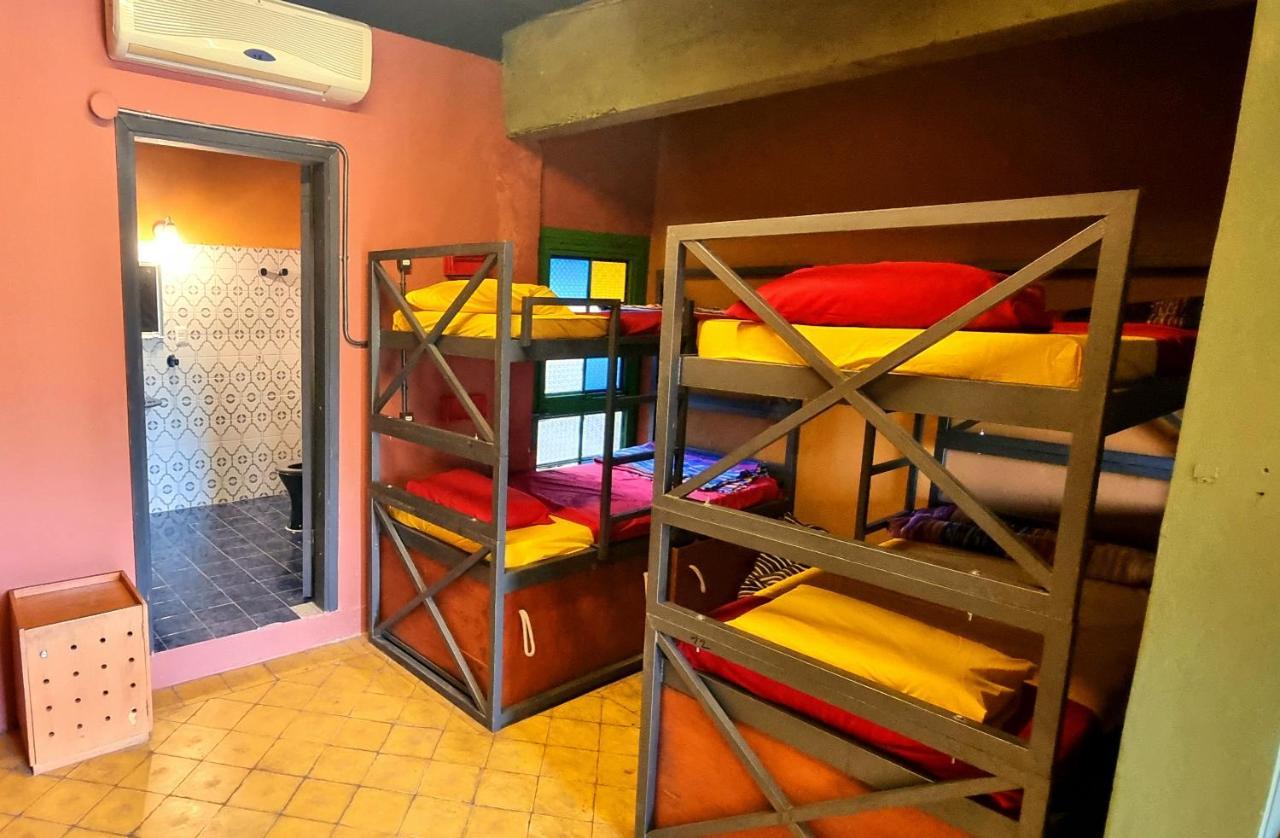 Circo Hostel Asuncion Luaran gambar