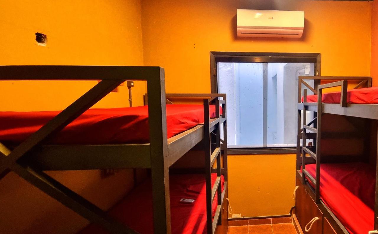 Circo Hostel Asuncion Luaran gambar