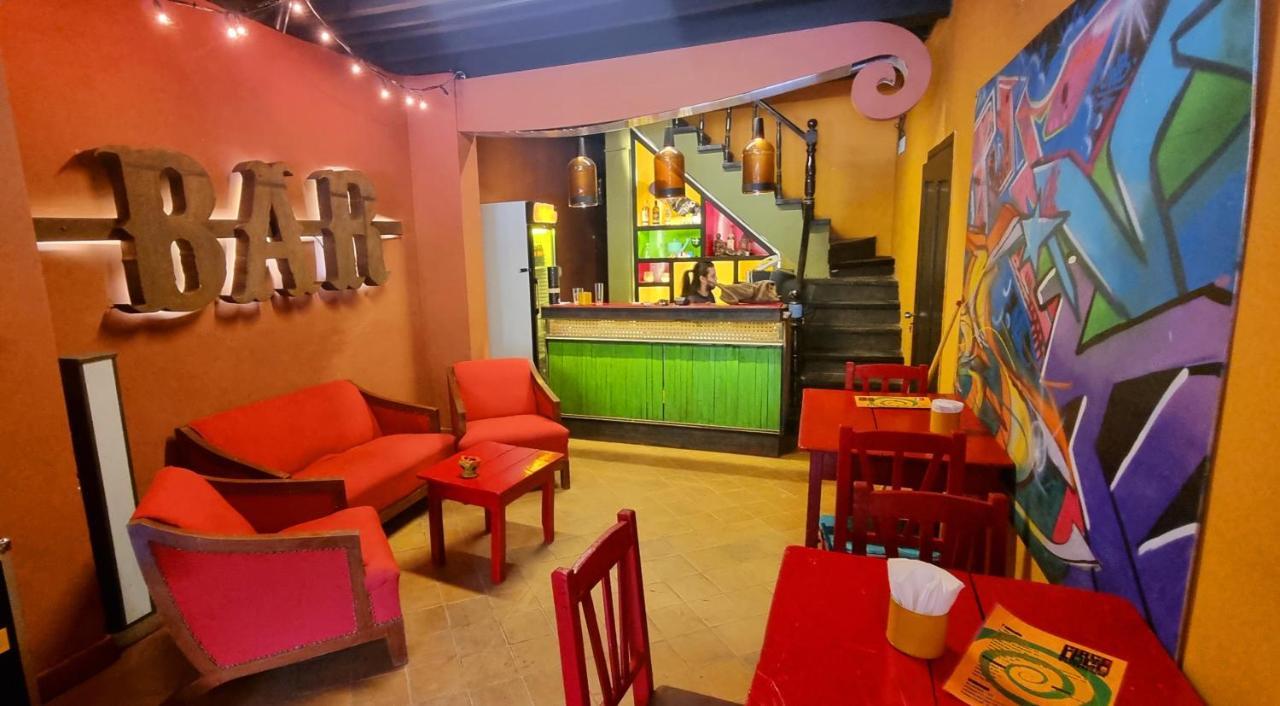 Circo Hostel Asuncion Luaran gambar
